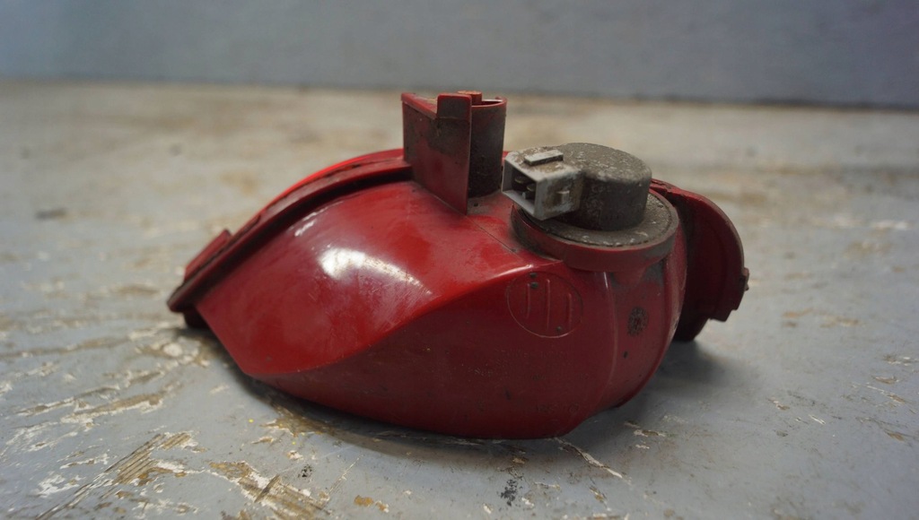 фото №13, Renault captur лампа задняя 265800007r 84.