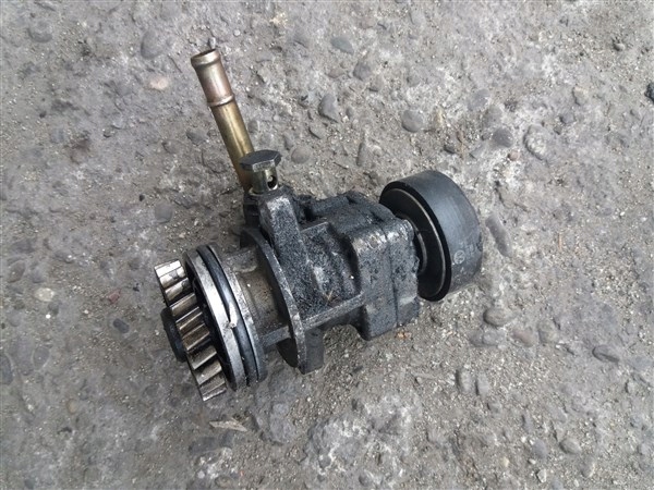 фото №4, Насос підсилювача vw touareg 2.5 tdi 070145249