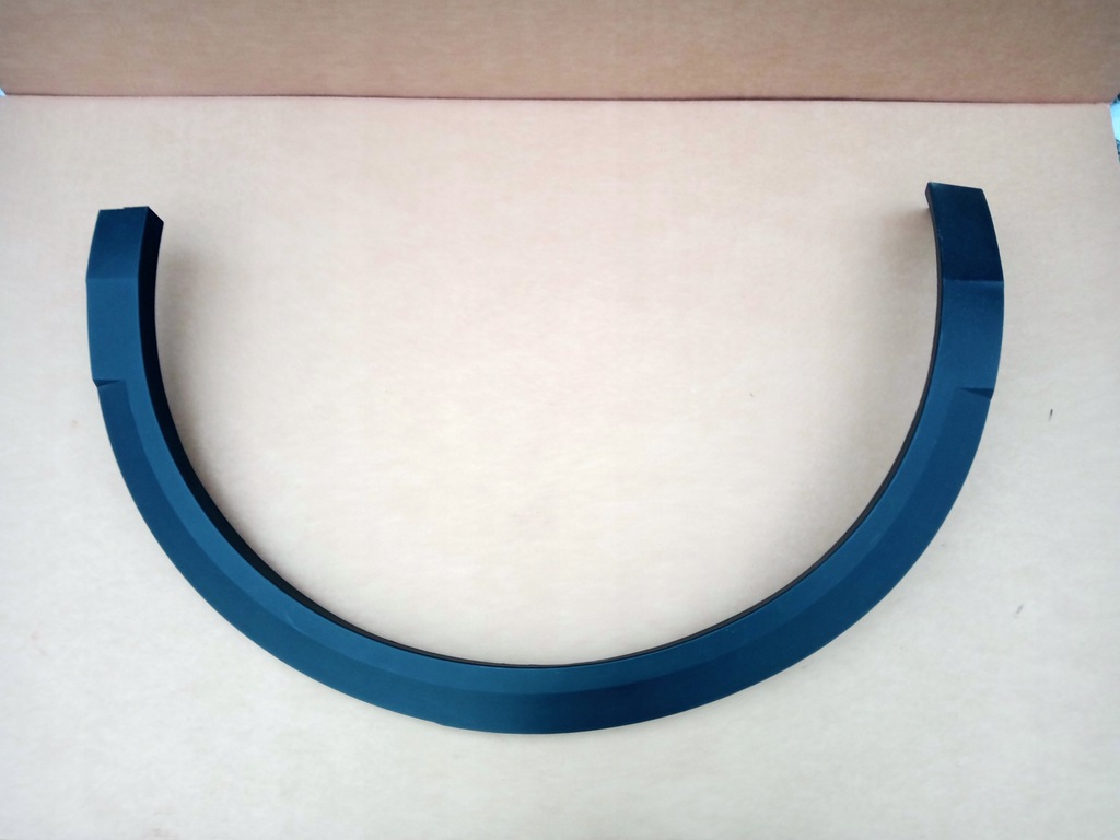 фото №2, Vw t-roc права молдинг крила задня 2017r-