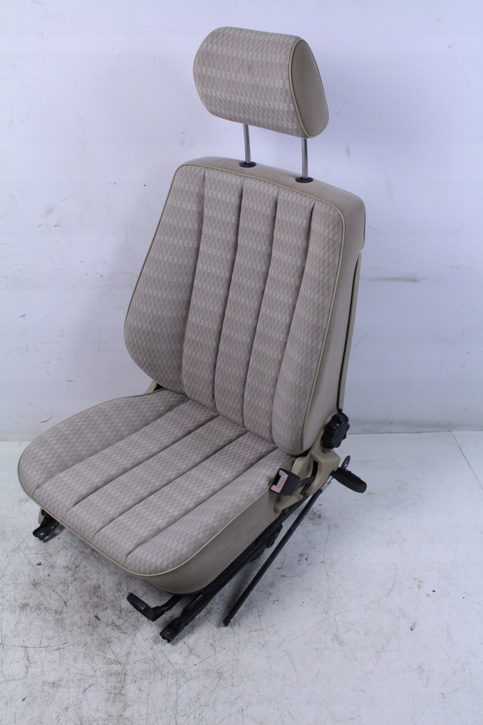 фото №12, Заднее сиденье сиденье kpl. mercedes w201 w190