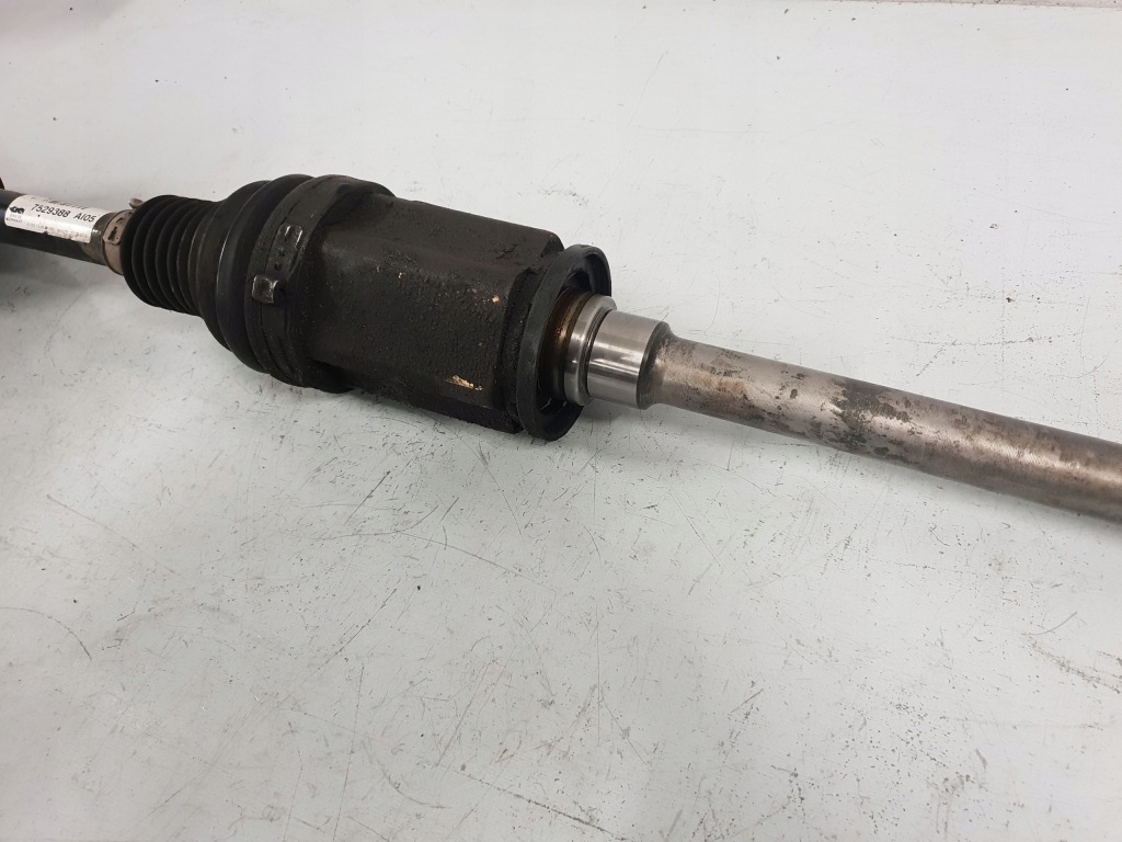 фото №3, Bmw e90 e91 320 d 2.0 приводной вал правая перед xdrive