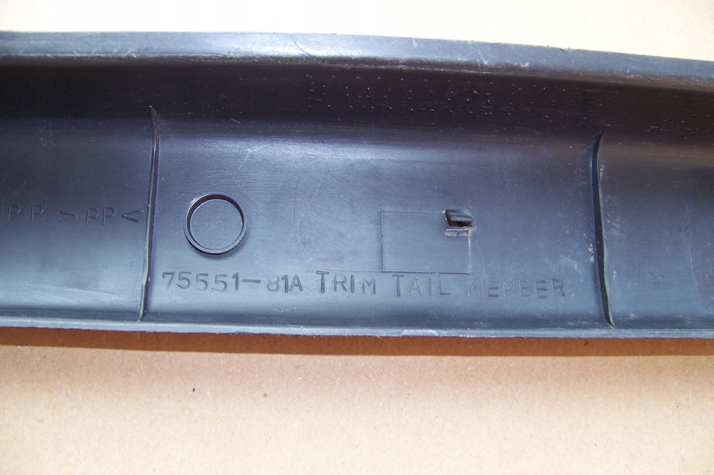 фото №6, Молдинг, element задний, do suzuki jimny, 75551-81a00-t01 tail балка