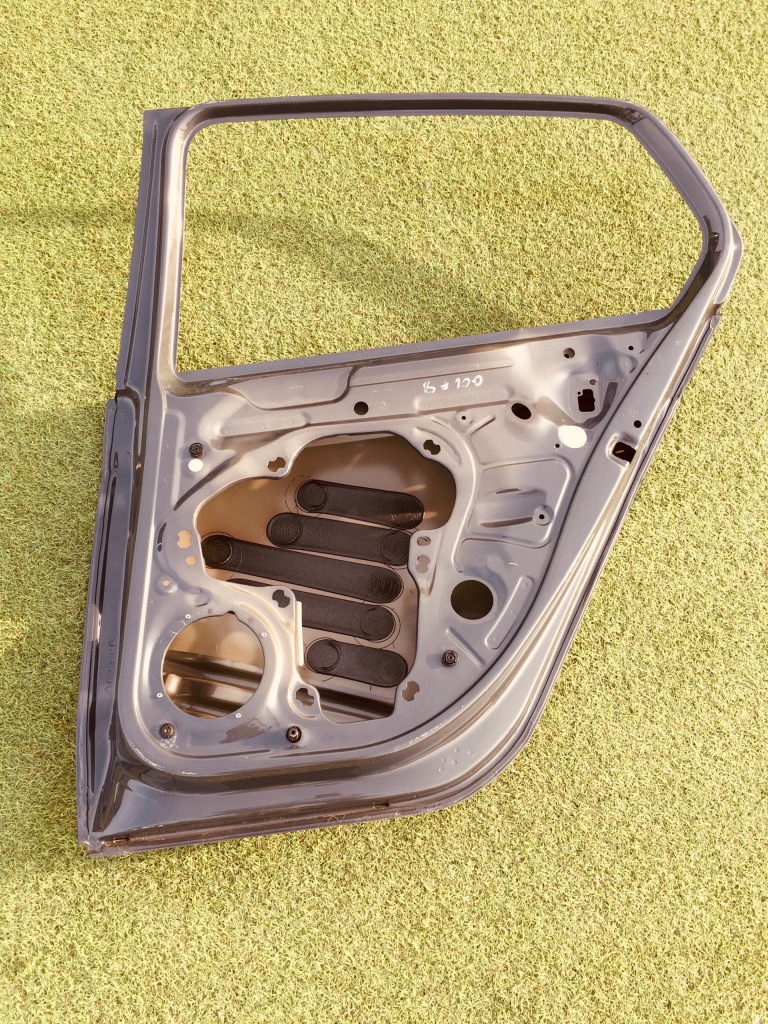 фото №11, Volkswagen golf viii 8 5h4 hb 2020 дверь правое задние задняя