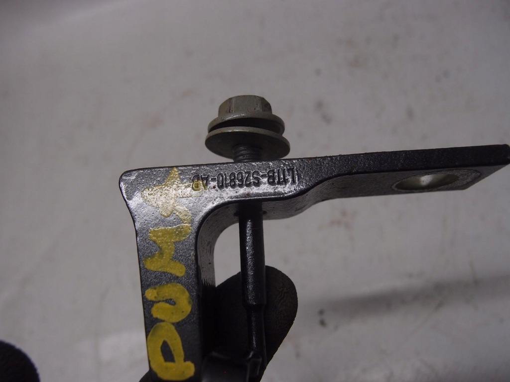 фото №6, Петля двері правий задня комплект ford puma mk2