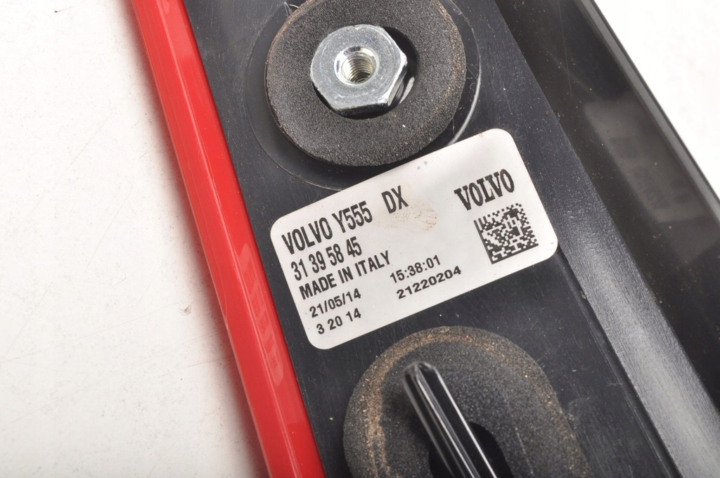 фото №10, Volvo v40 ii лампа права задня правий задня 31395845