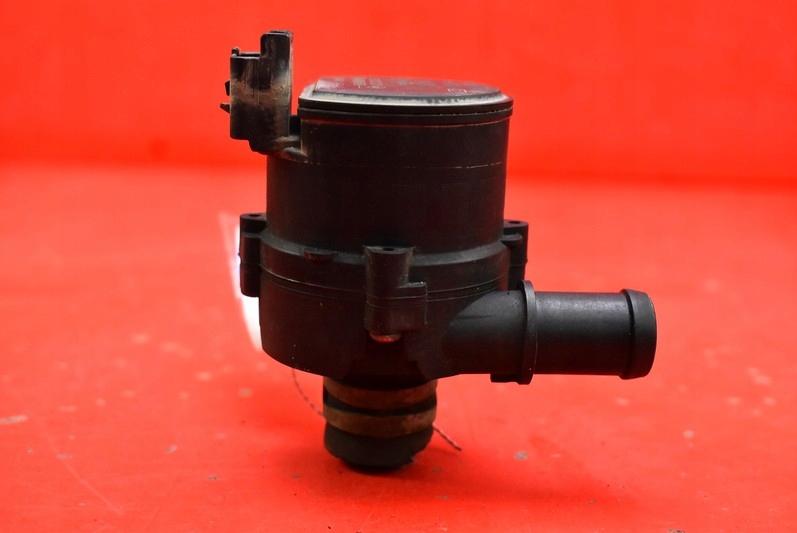 фото №6, Помпа насос циркуляция wody 144b04056r 0392023251 dacia dokker 1.6 sce 102 km