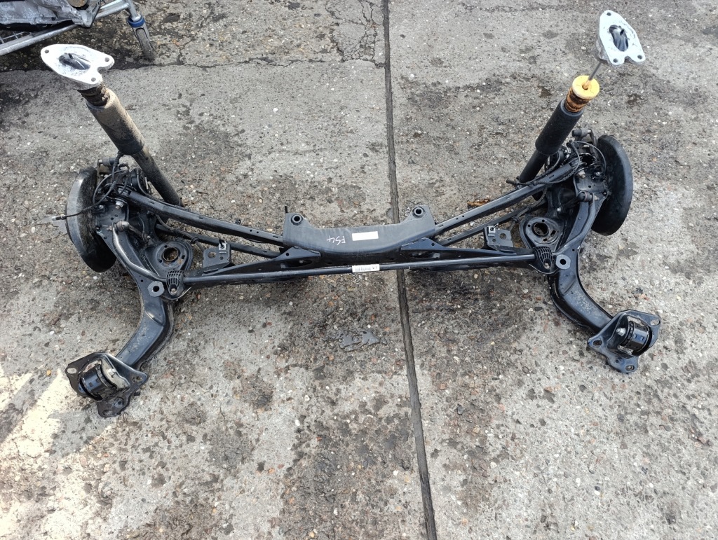 фото №1, Mini f54 clubman задние подвеска поворотный кулак l+p балка комплект