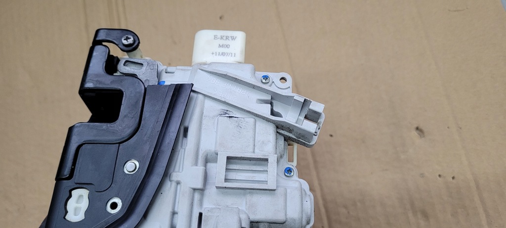 фото №9, A6 c7 4g замок двері правий задня 9 pin 4g0839016 a7 4g