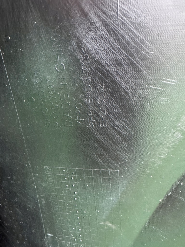 Mg marvel r 21- бампер передний eu оригинал  новый в Украине