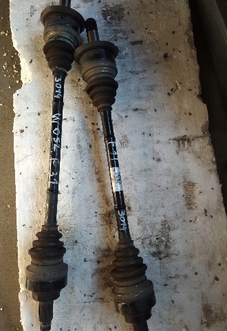 фото №1, Bmw оригінальний номер 7597681 привідний вал