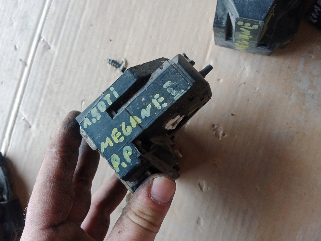 фото №1, Замок двері правий перед renault megane i