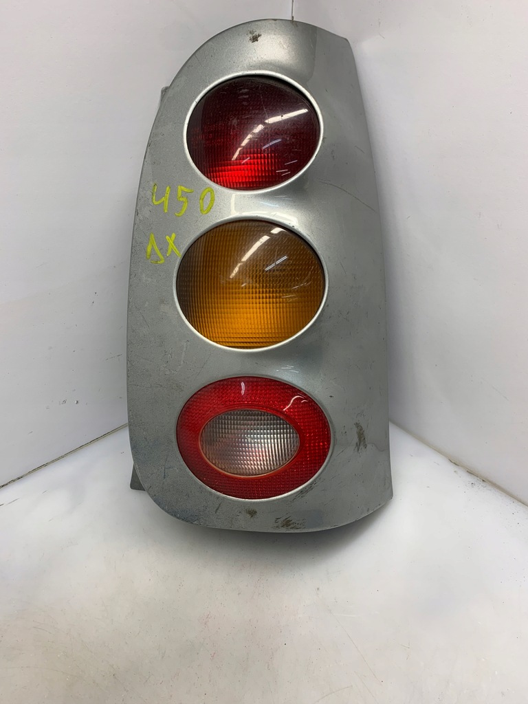 фото №1, Лампа задня права 253032r smart