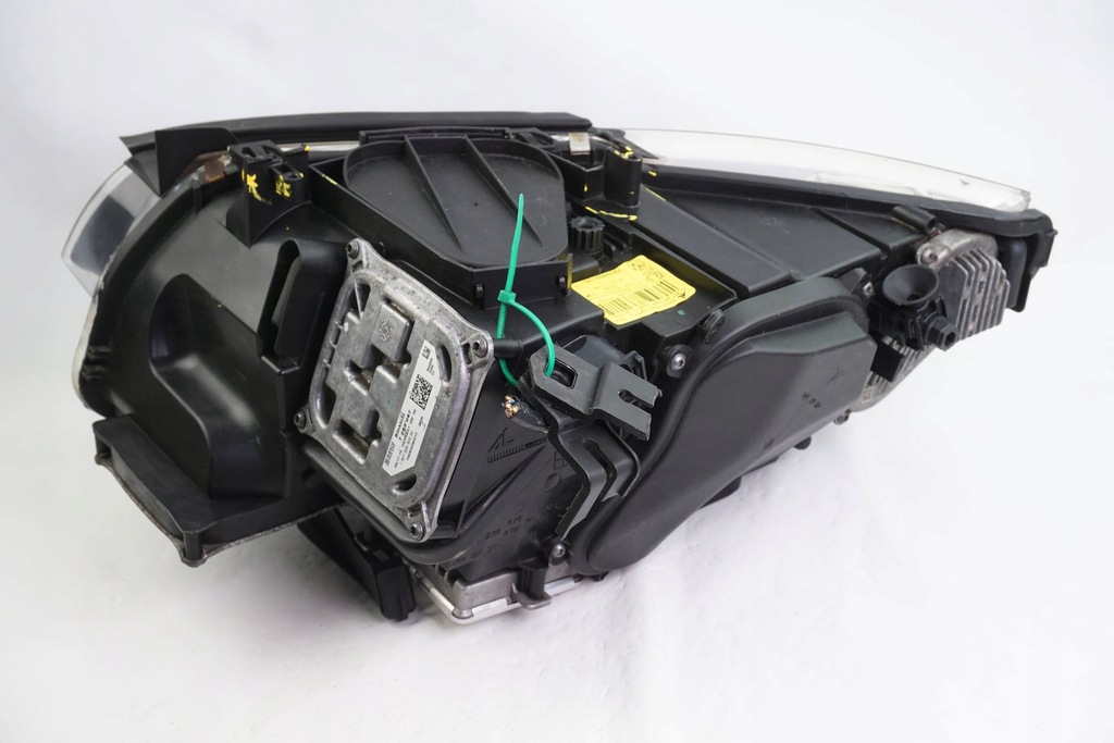 фото №13, Лампа передня права bmw 3 e92 e93 7239932 0301261284