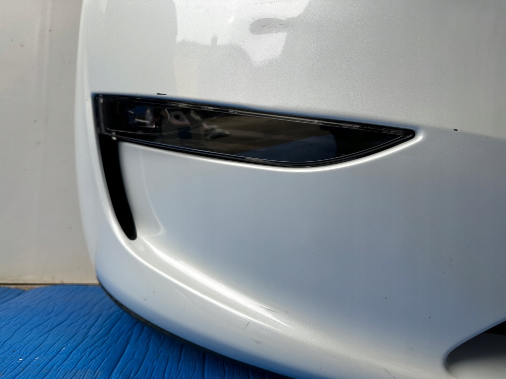 фото №6, Kompletny tesla y 20-24 1492555-00-c бампер передний плита противотуманные фары оригинальный номер oem