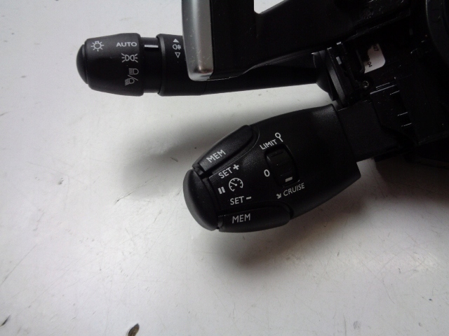 фото №4, Переключатель комбинированный peugeot 208 ii 2022 rok