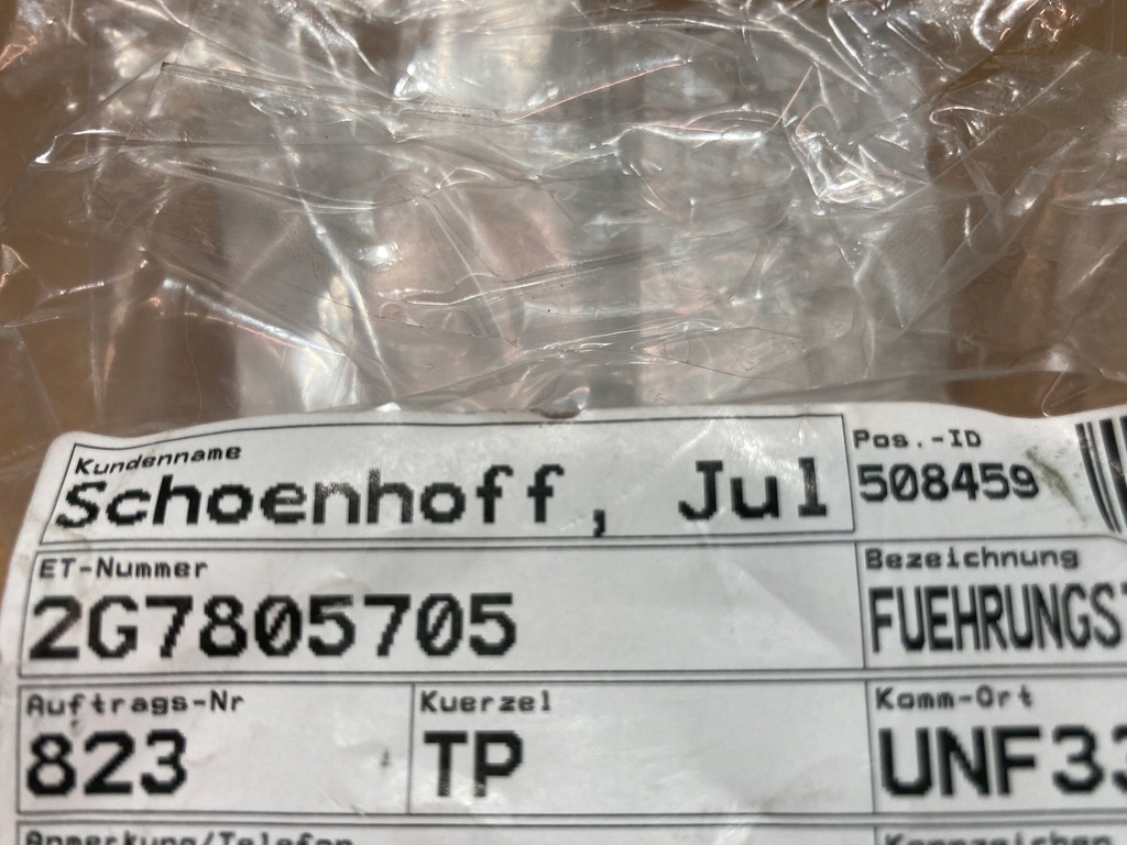 фото №10, Направляющая бампера средний передний vw taigo 2g7