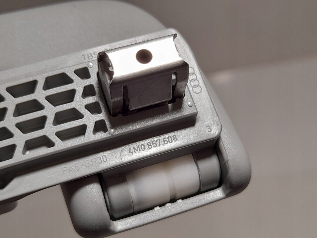 фото №11, Audi a4 b9 a5 q7 ручка кронштейн стельовий комплект сірі 4m0857607 4m0857608