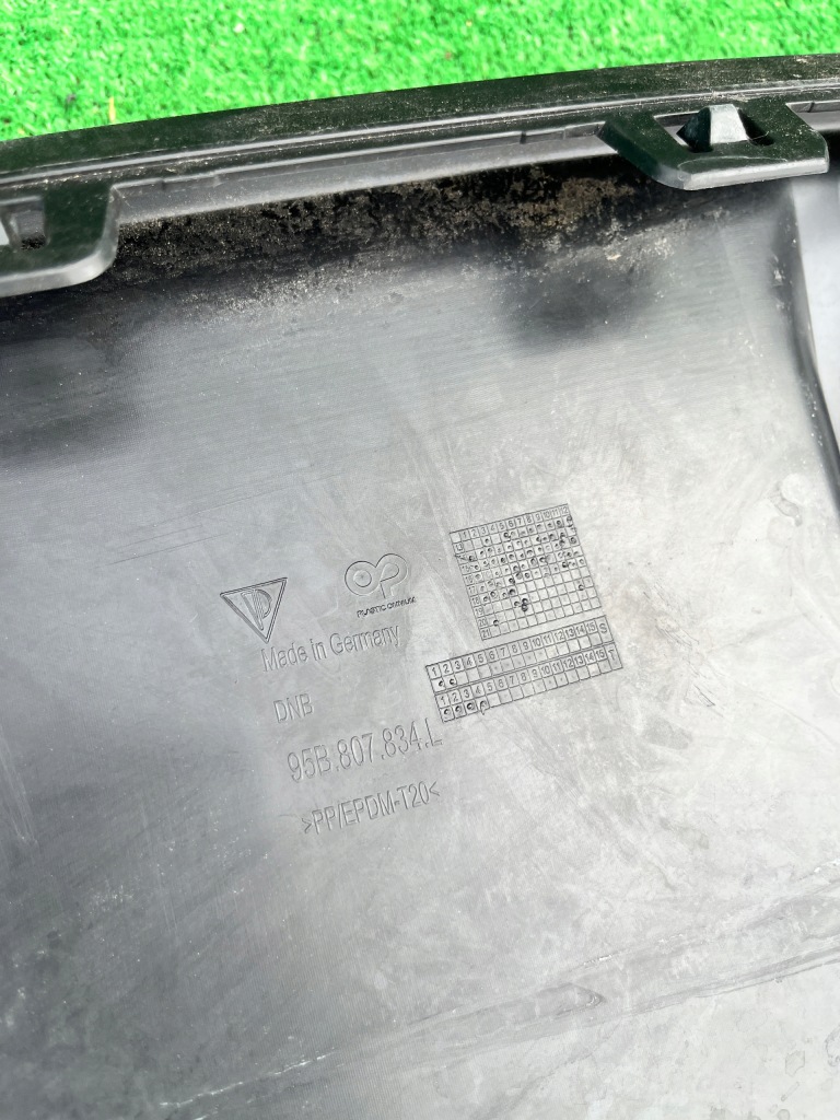 Porsche macan 95b бампер задний спойлер нижний 95b807834l с Разборки