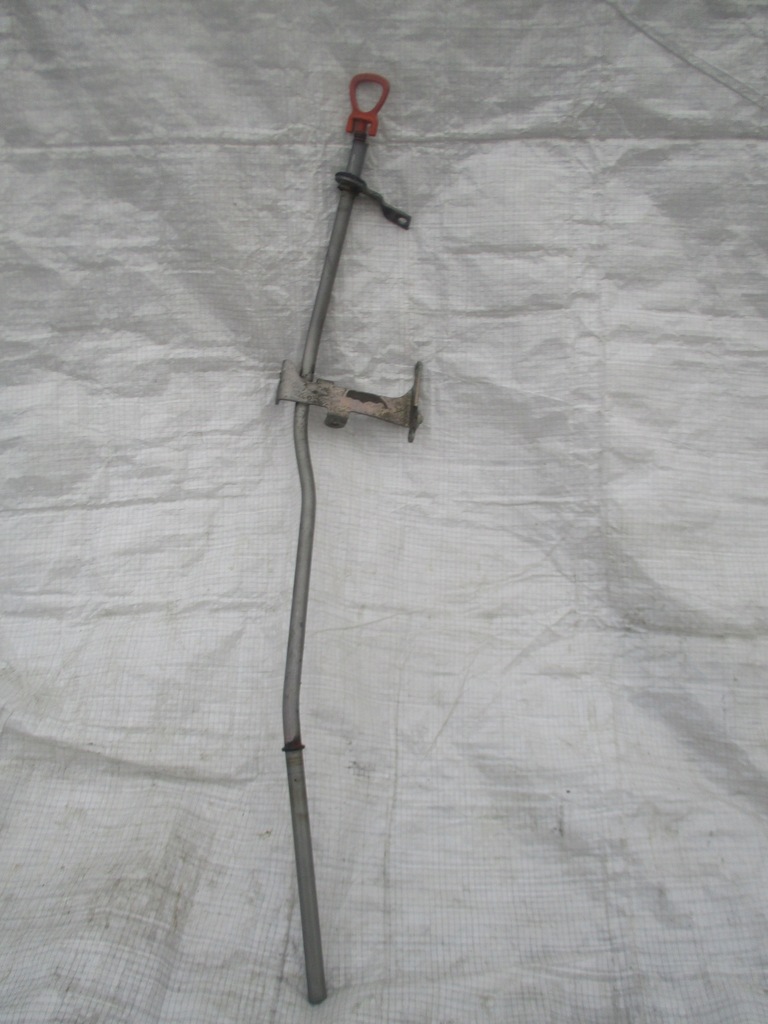 фото №1, Mercedes w204 w212 slk 1.8 cgi трубка щуп масла