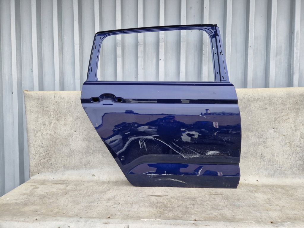 фото №1, Vw touran 2015- 5ta дверь правое задняя задние