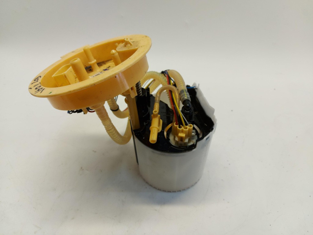 фото №1, Volvo v60 ii насос топлива 31405482