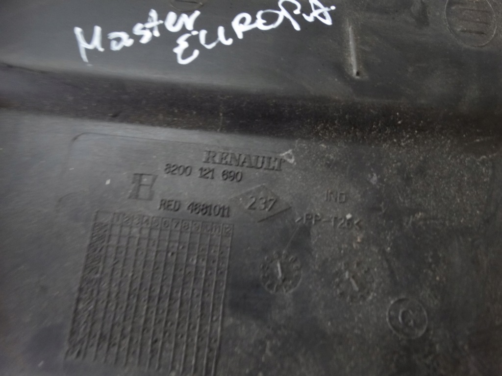 фото №13, Жабо левая renault master ii 8200121690