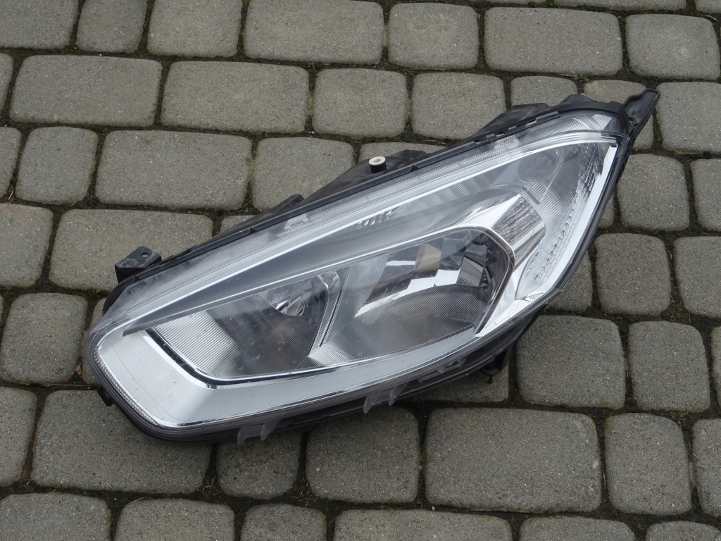 фото №1, Ford transit courier лампа передняя левая et76-13w030-am