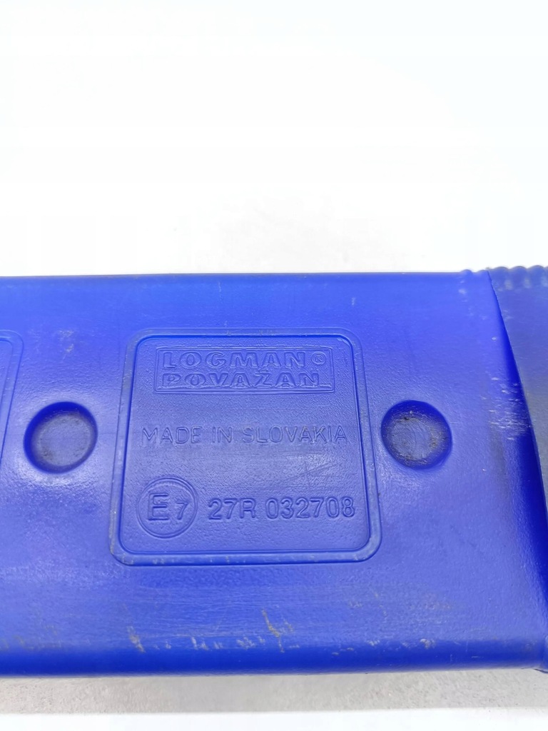 фото №7, Opel astra j 2013 треугольник предупредительный