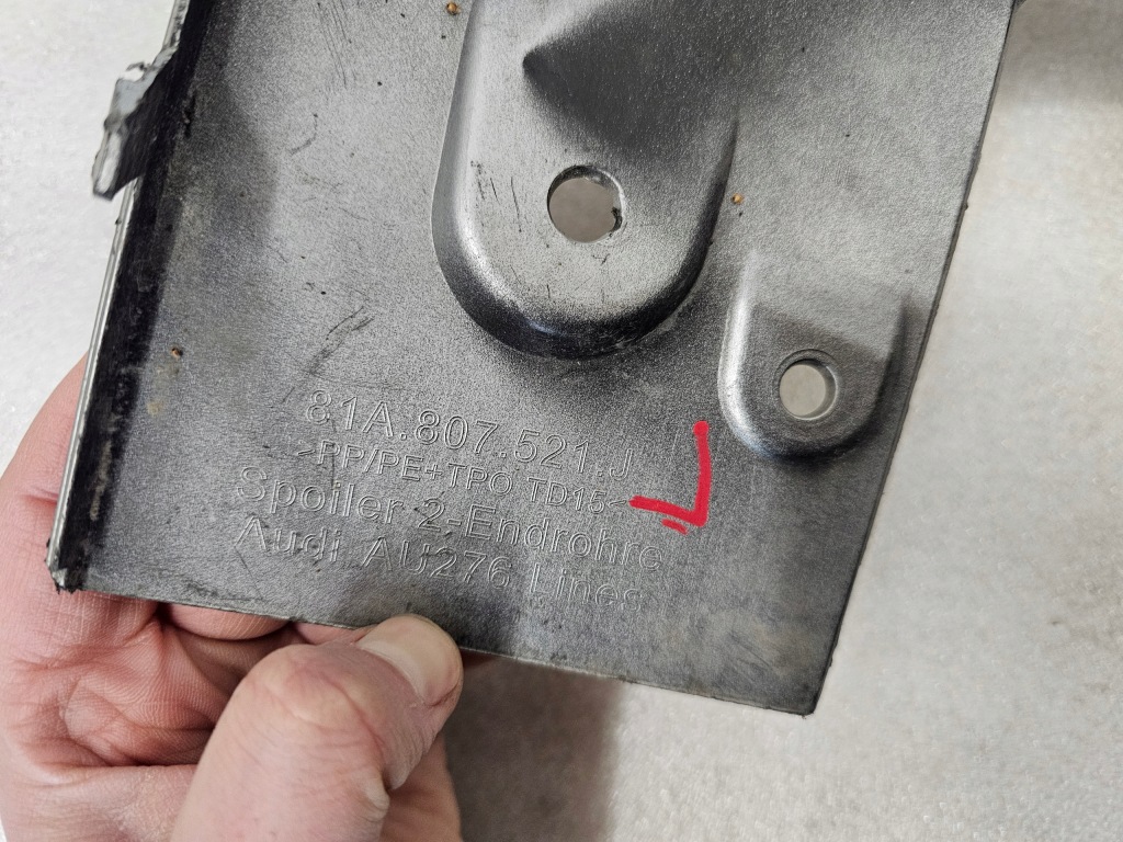 фото №10, Audi q2 накладка спойлер бампера заднего задняя 81a807521j