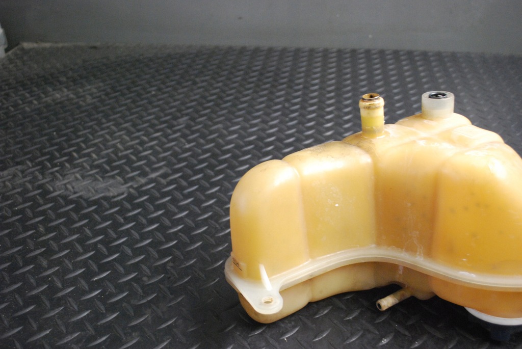 фото №7, Бачок расширительный audi a8 d2 4.2 4d0121403d