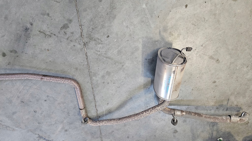 фото №1, Transit connect mk2 выхлоп гаситель orygina