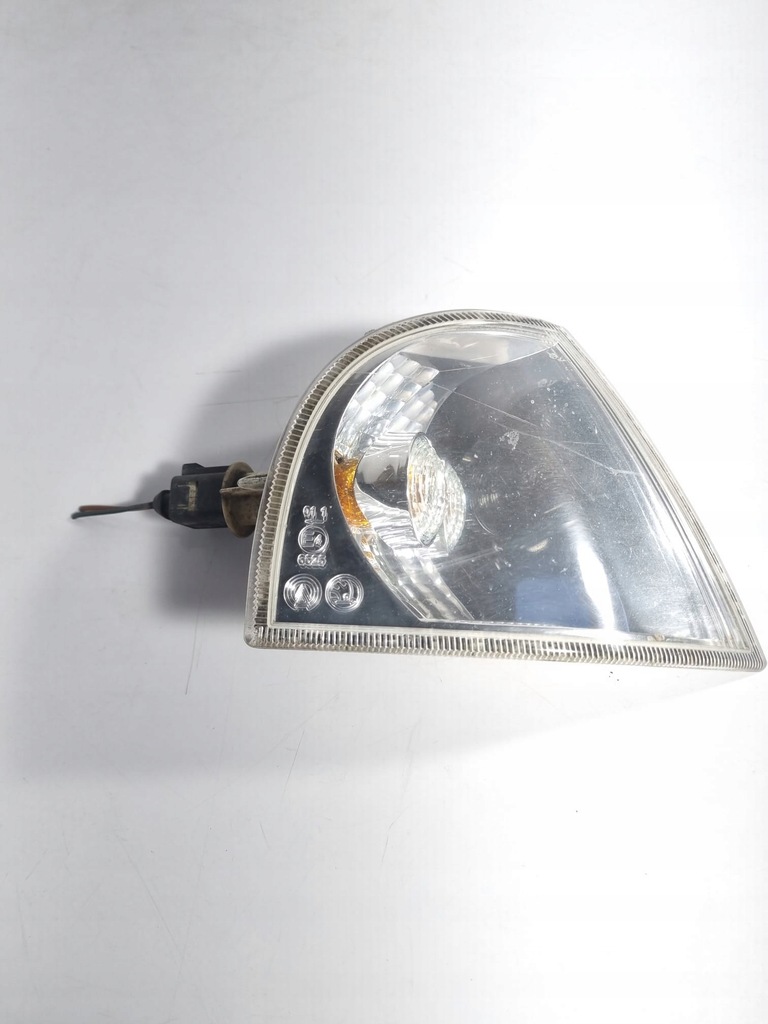 фото №5, Skoda fabia 1 00-04 поворотник 1u0953050b 953156c