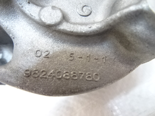 Peugeot rifter 1.5 blue hdi кронштейн кронштейн насоса топлива 9824088780 Недорого