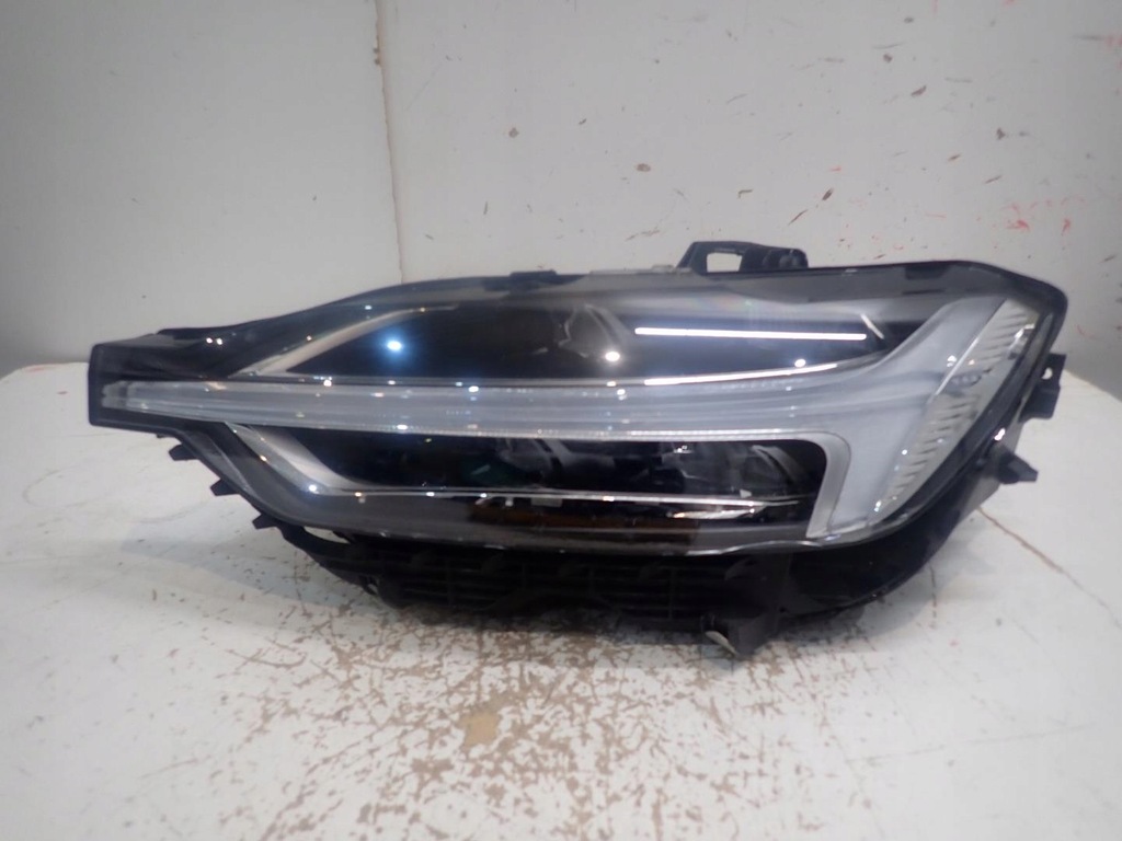 фото №1, Лампа перед левая volvo xc60 ii 2017- full led
