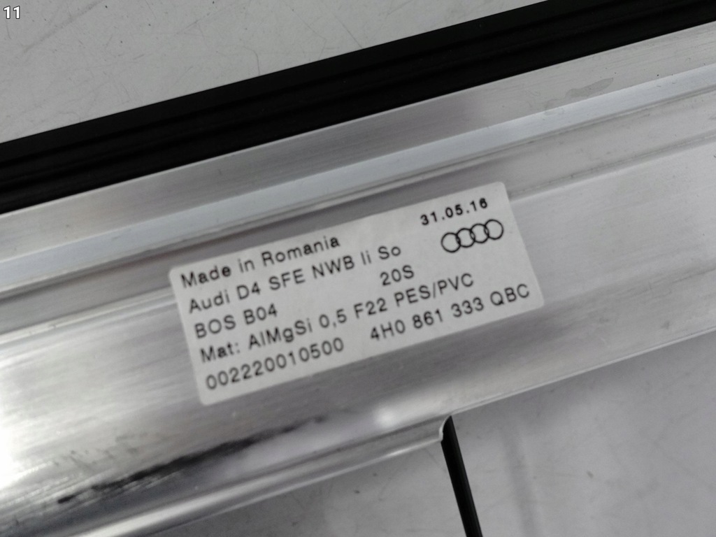 фото №12, Audi s8 a8 4h0 d4 09-17 рамка молдинг шторка сонцезахисна двері задня qbc