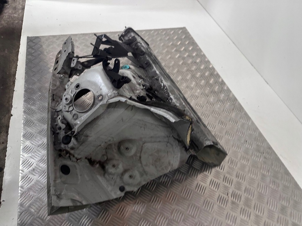 фото №10, Четверть передняя перед сторона левая bmw 3 e92 e93