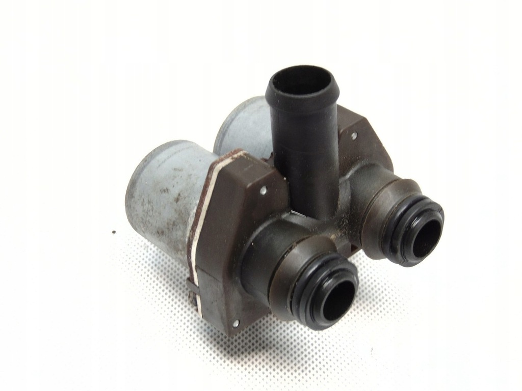 фото №1, Elektozawór насос wody mercedes slk r171 w171 a0048302084