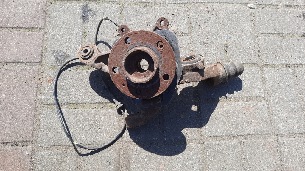 фото №1, Ступиця колеса задня права volvo xc90 02-14r