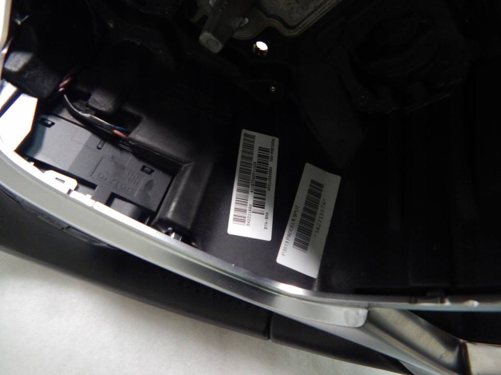 фото №9, Volvo s60 v60 xc60 s80 v70 xc70 - воздуховод кожа лепестки переключения круиз-контроль oryg