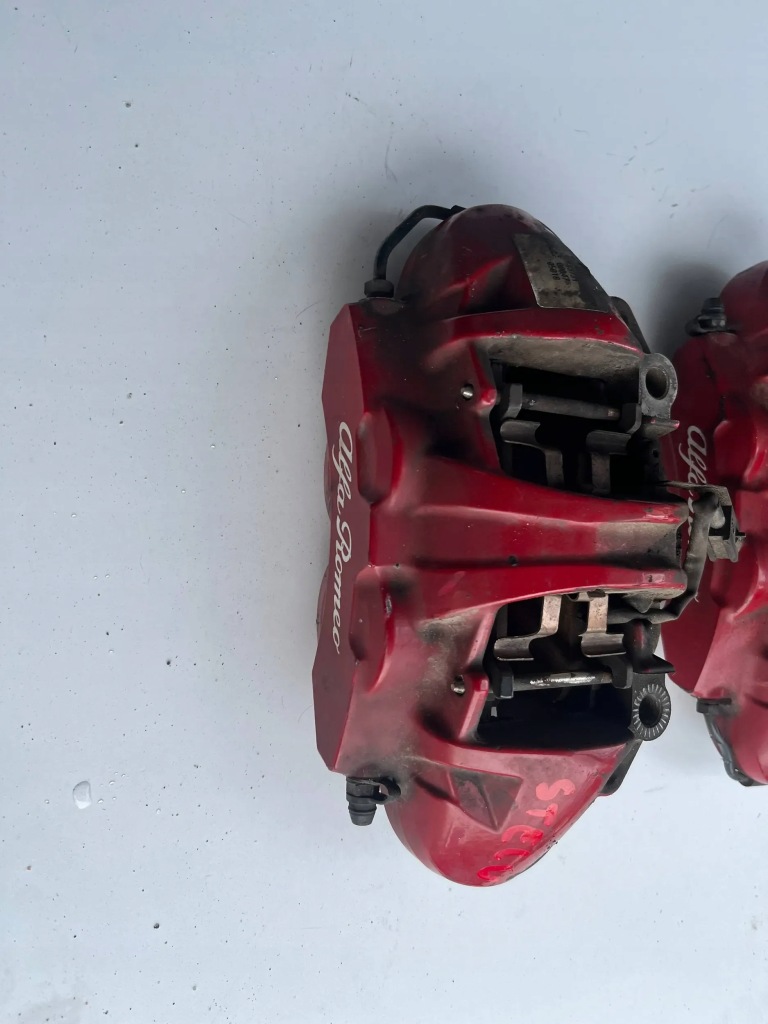 фото №2, Alfa romeo stelvio суппорт суппорты передние комплект 2018-