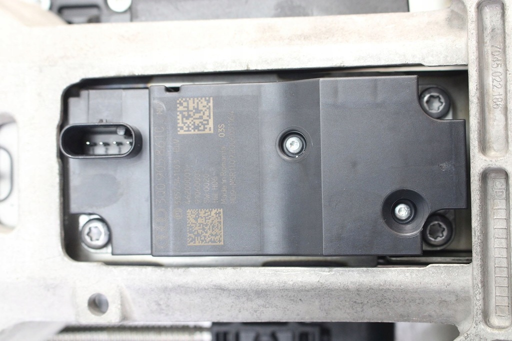 фото №9, Audi rsq8 руля колонка 4m2419506q 4m2 419 506 q q8 q7 4m vw touareg 7