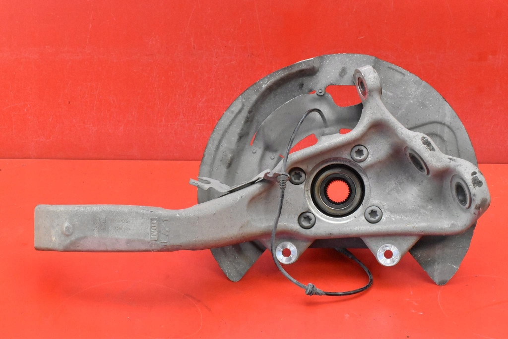 Поворотный кулак ступица левая перед 6869869 bmw x5 f15 3.0i 306 km xdrive 13-18 Недорого