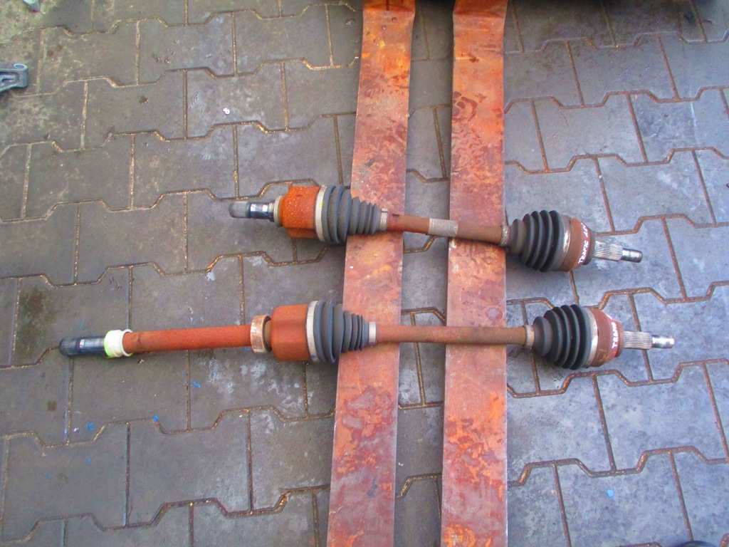 фото №1, Renault trafic iii 1.6 dci привідний вал ліва права