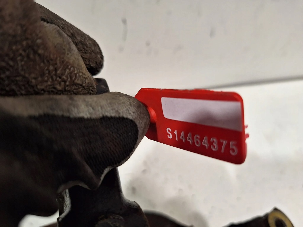 фото №8, Поворотний кулак перед ліва fiat qubo 1.3 mjet 07-