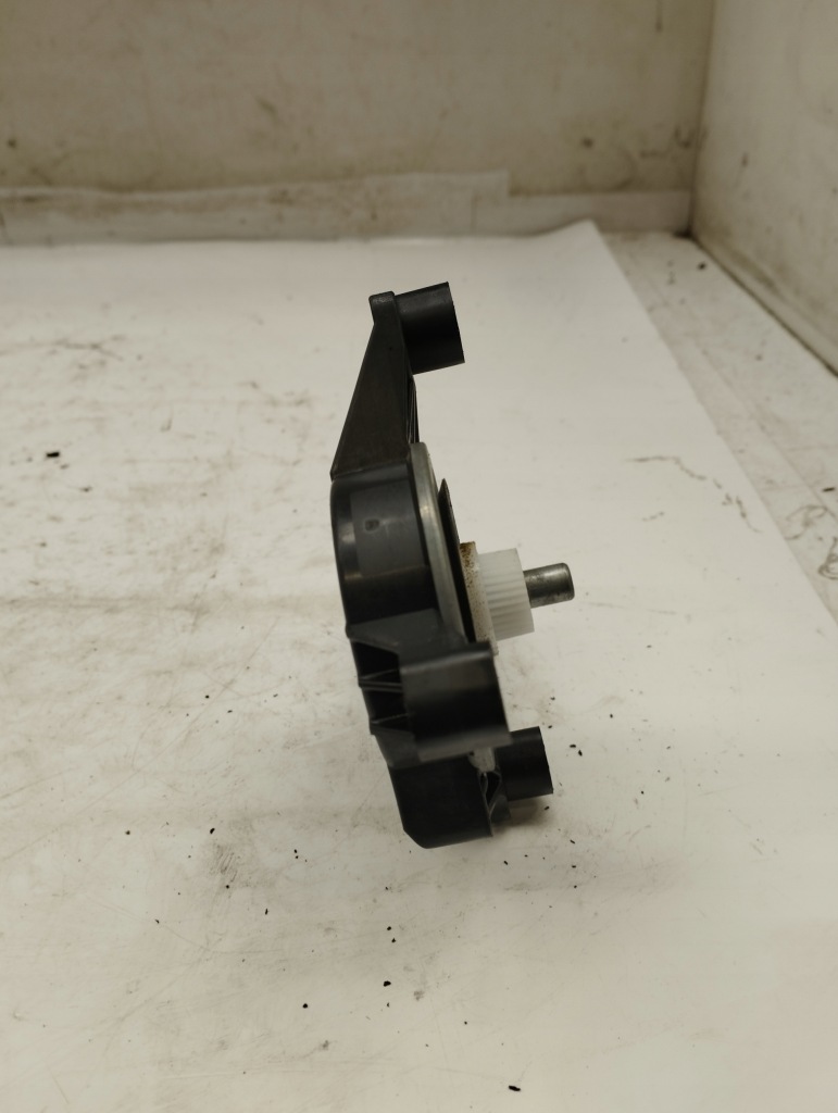 Mercedes w177 amg a35 моторчик стекло правый задняя a0009060908 Киев