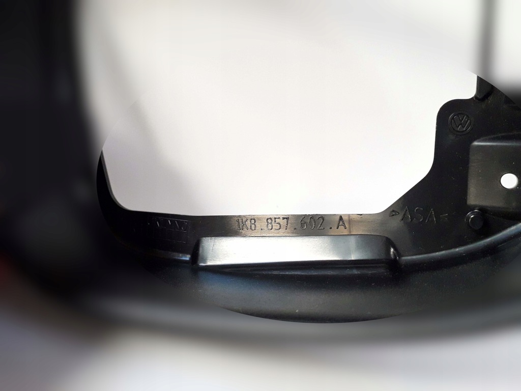 фото №2, Nowa oryg рамка зеркало правая vw beetle