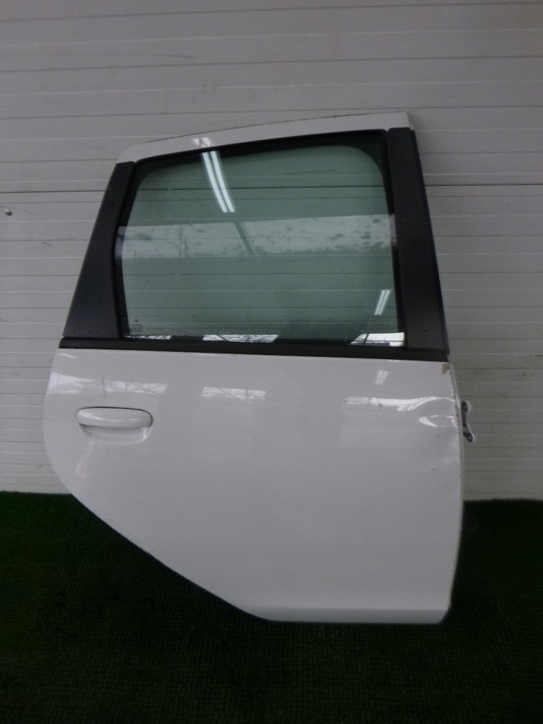 фото №1, Colt z30 vi 08- 5d дверь задние правое полный задняя