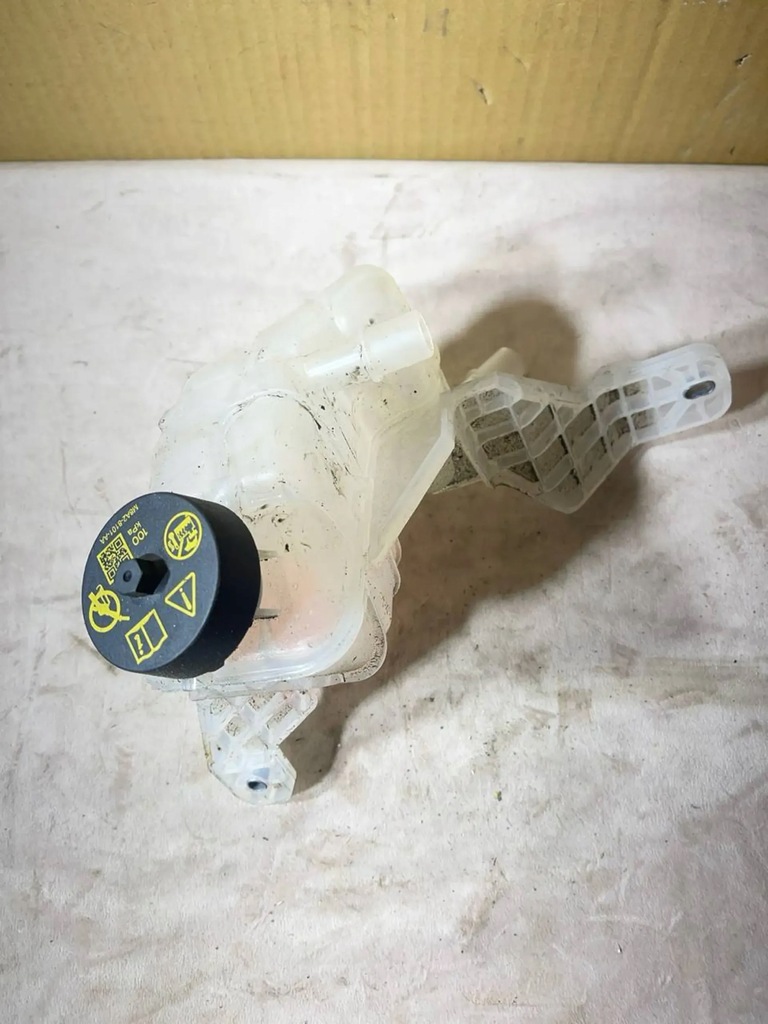 фото №1, Land rover range rover velar 2022 бачки розширювальний