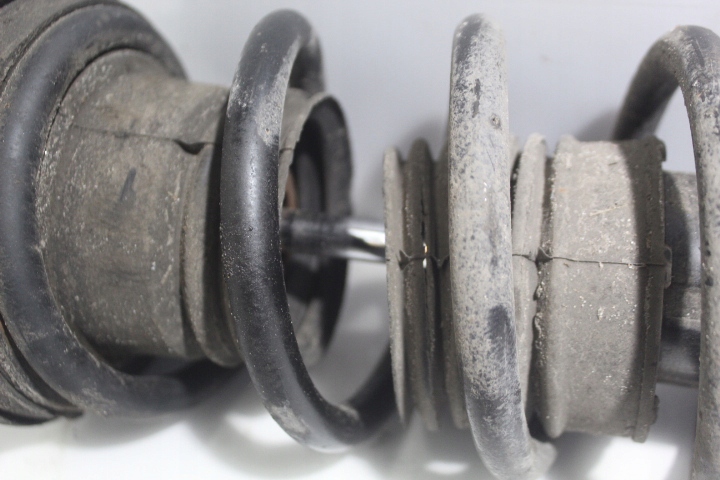 фото №4, Амортизаторна стійка лівий перед lexus is ii 220 2.2d