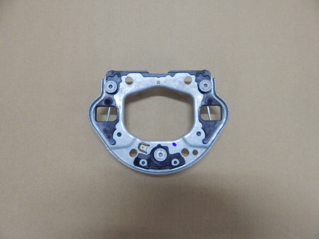 фото №1, Mercedes w447 w205 w246 - лист каркас подушки безопасности